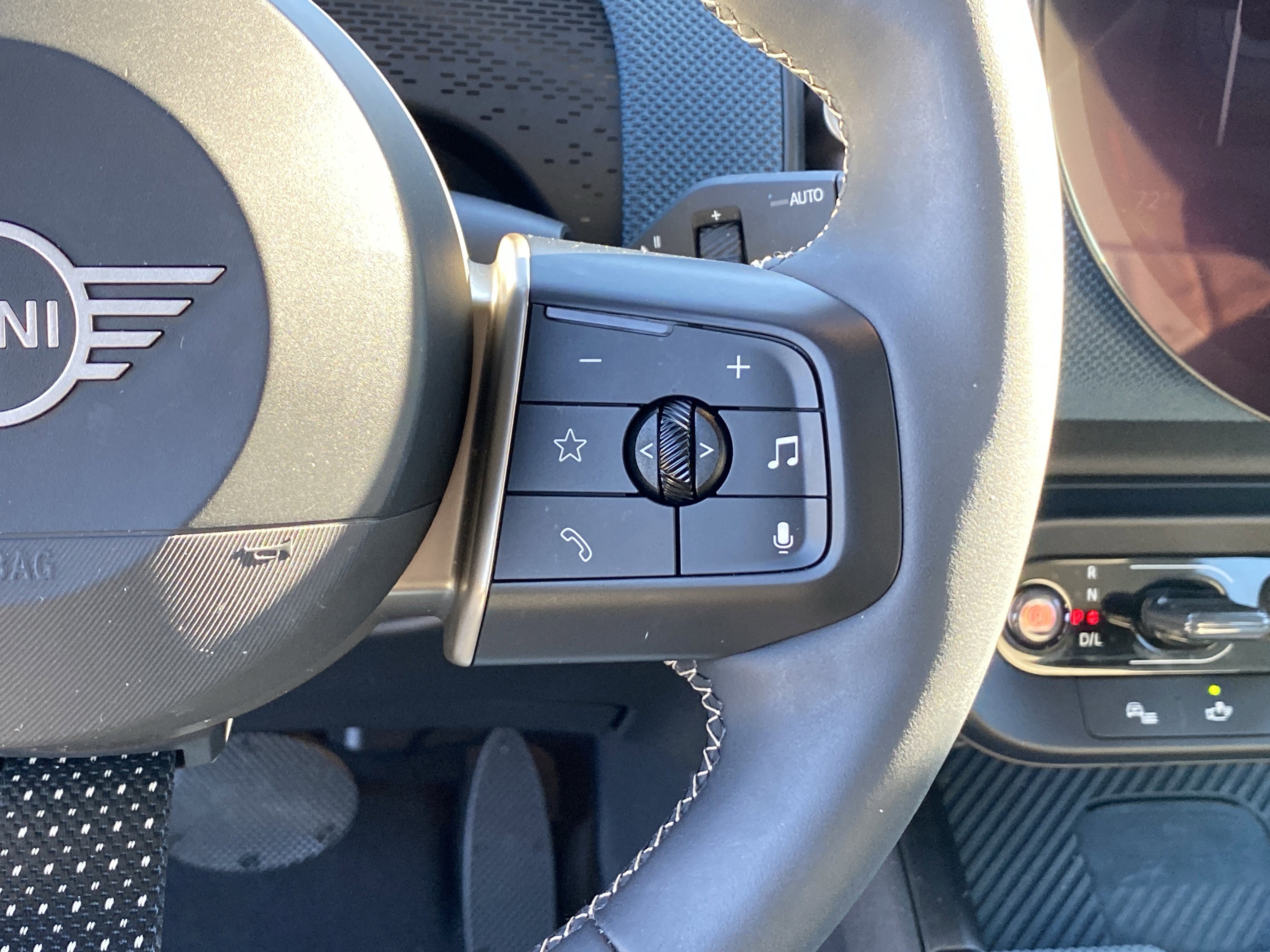 Certified 2025 MINI Cooper Countryman S image 29