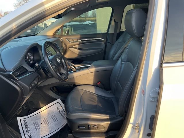 Used 2019 Buick Enclave Essence image 10