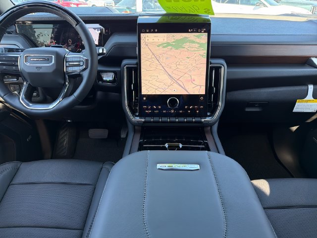 New 2026 GMC Yukon XL Denali w/ Denali Reserve Package AWD/4WD image 9