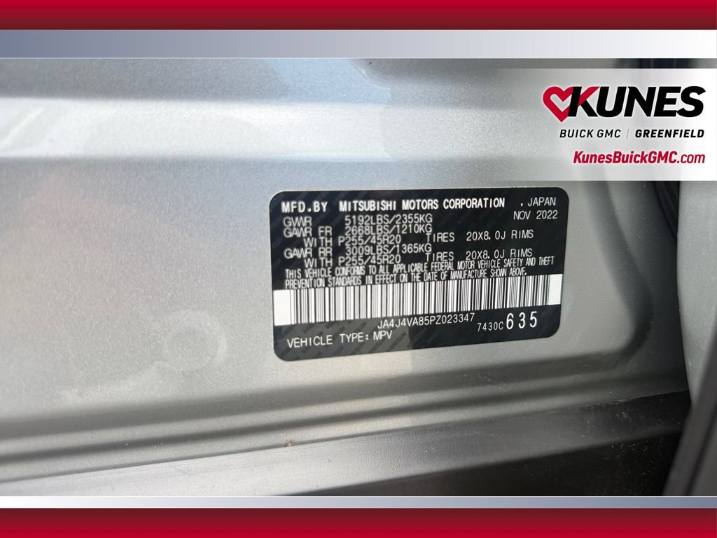 Used 2023 Mitsubishi Outlander SEL AWD/4WD image 37