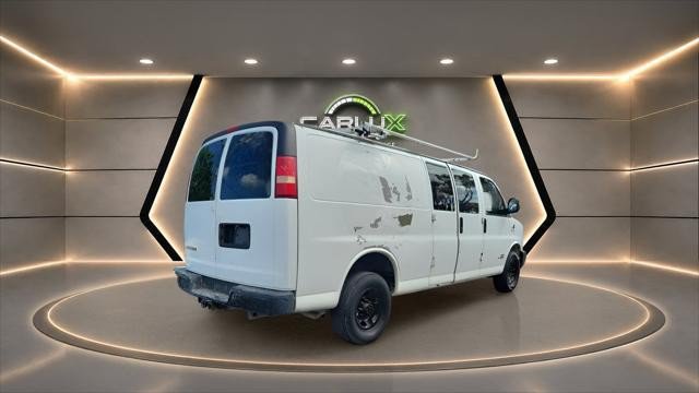 Used 2006 Chevrolet Express 2500 Extended w/ Power and Light Package RWD image 6