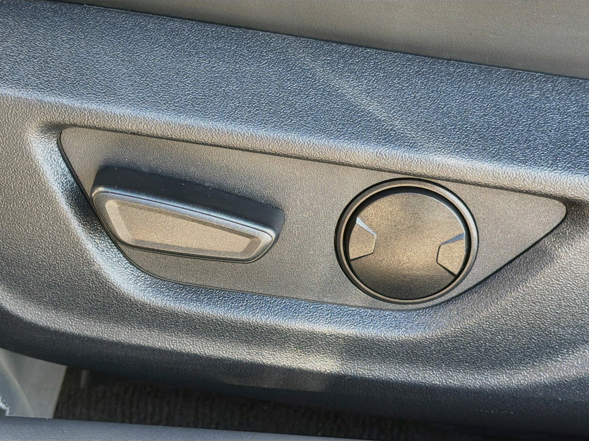 Used 2025 Ford Mustang GT Premium RWD image 24