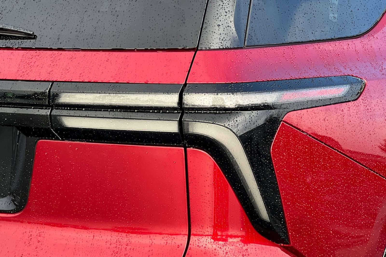 Certified 2024 Chevrolet Traverse RS w/ LPO, Floor Liner Package image 51