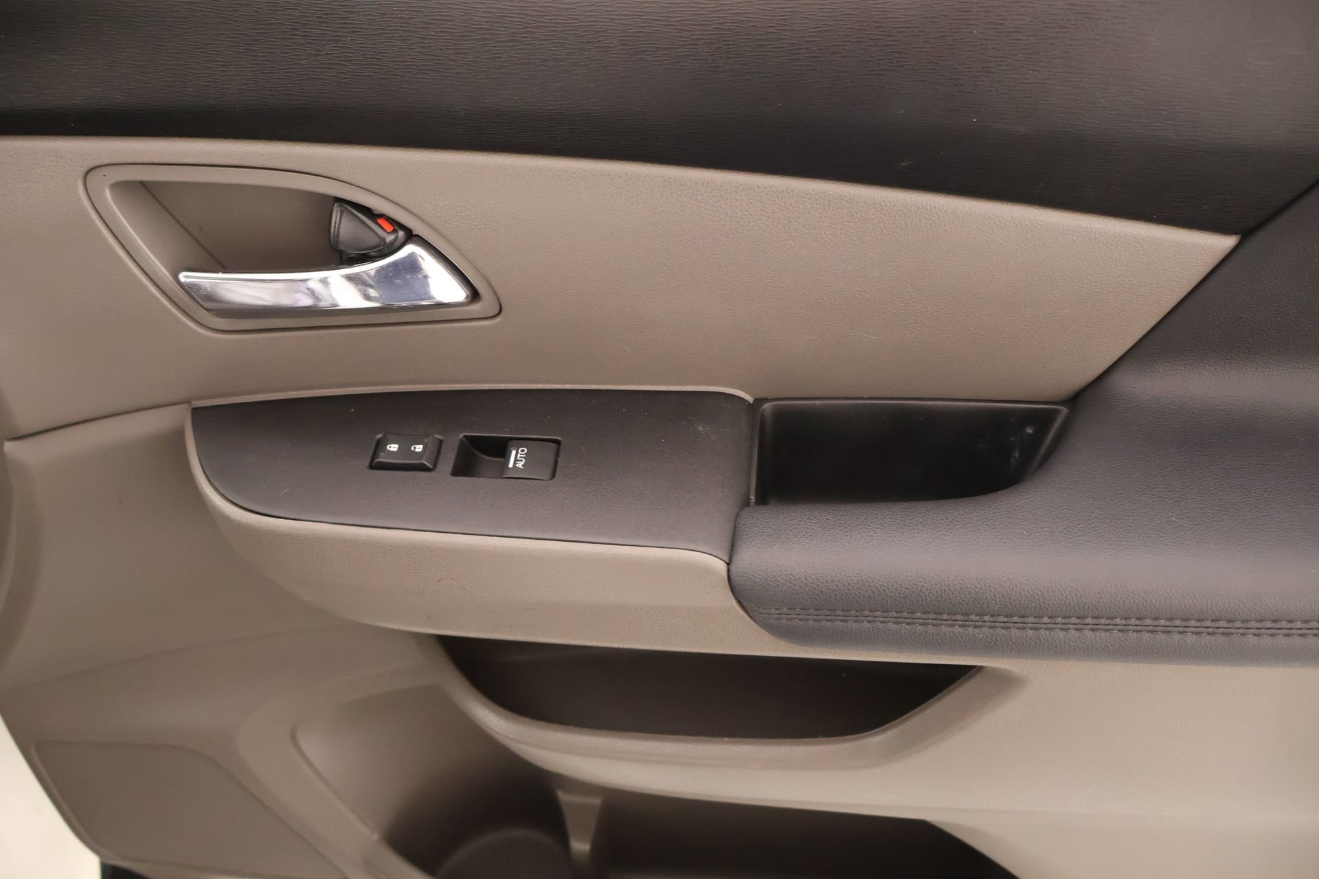 Used 2016 Honda Odyssey EX-L image 18