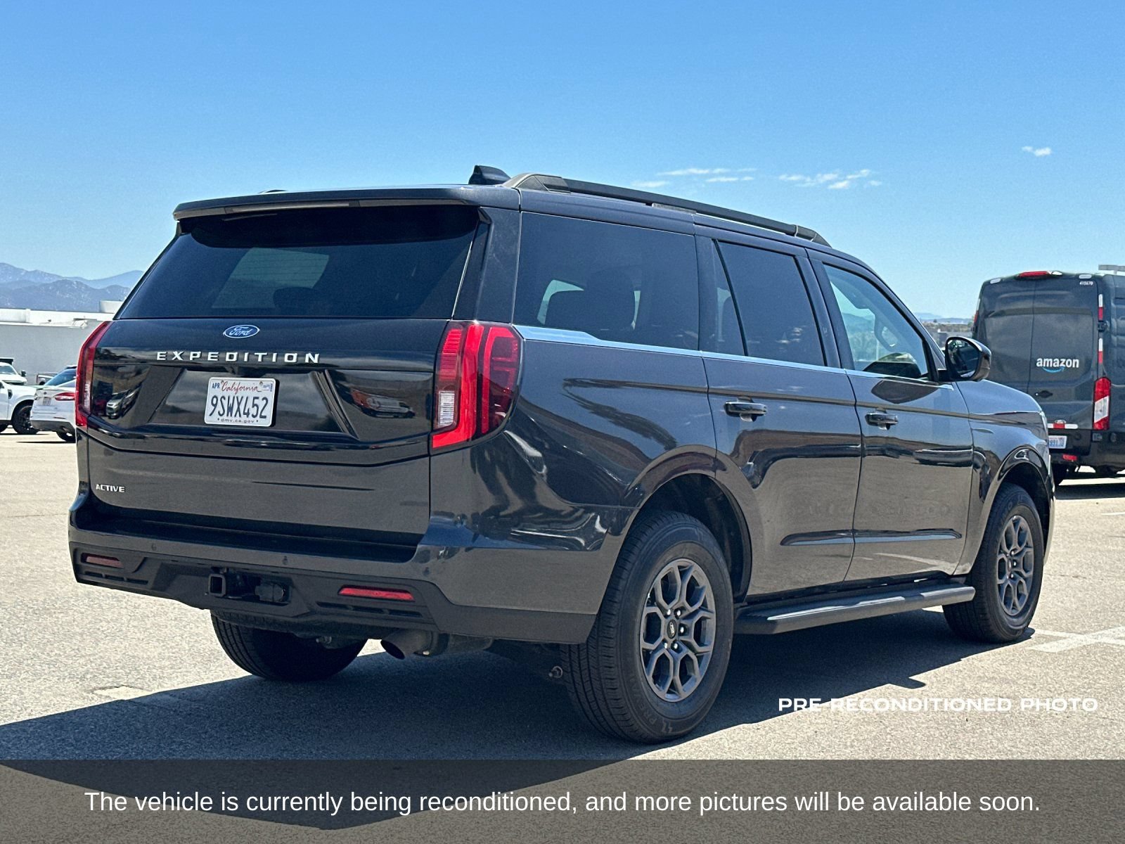 Used 2025 Ford Expedition Active AWD/4WD image 7