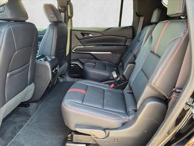 New 2026 Chevrolet Traverse RS AWD/4WD image 17