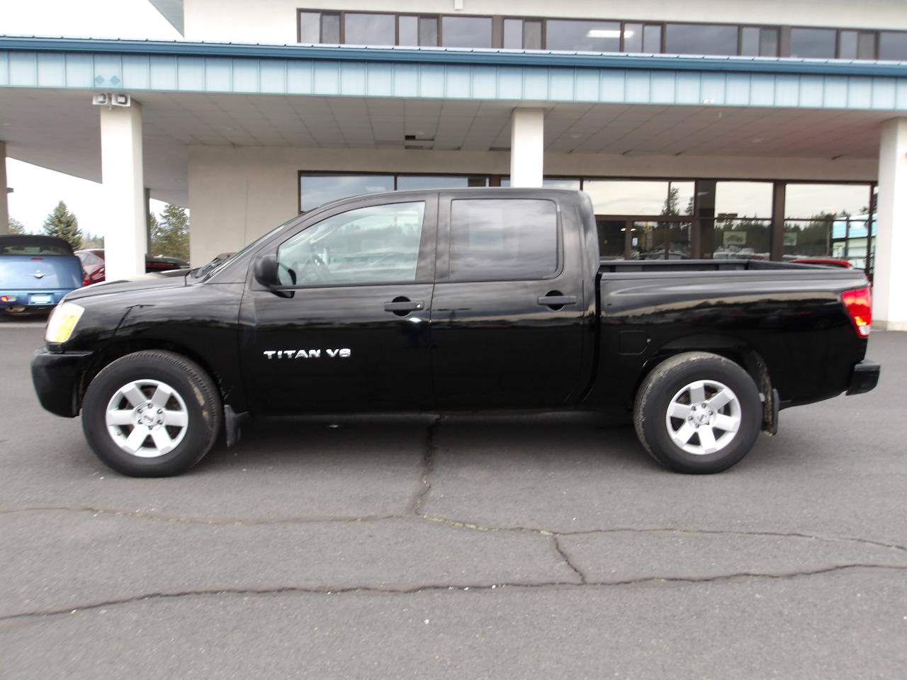 Used 2008 Nissan Titan XE RWD image 2