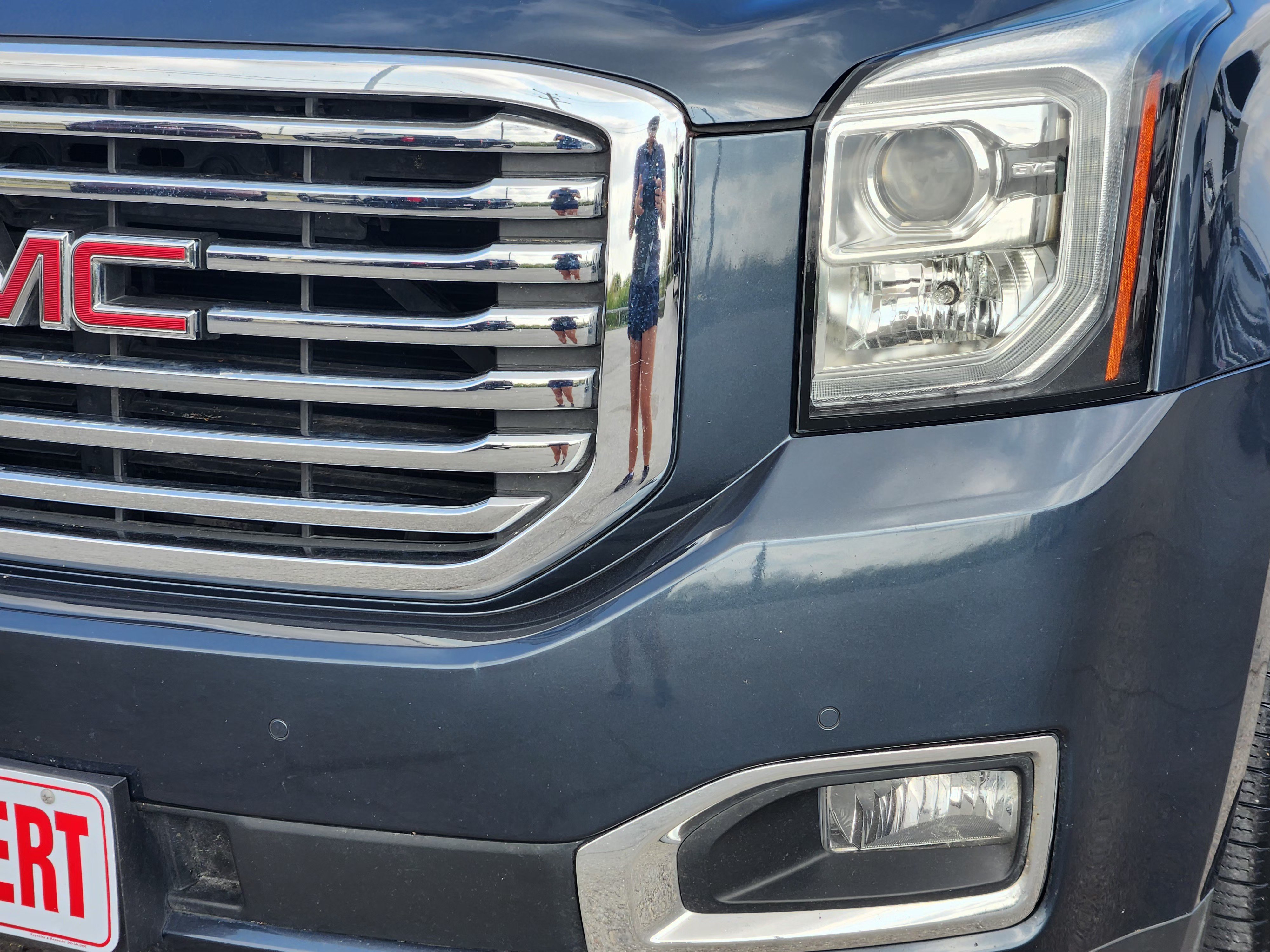 Used 2020 GMC Yukon SLT w/ Premium Edition RWD image 8