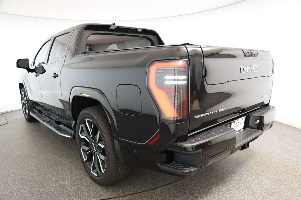 Used 2025 GMC Sierra EV Denali image 6