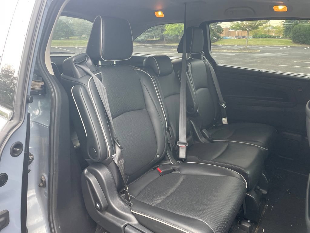 Used 2025 Honda Odyssey Elite image 19