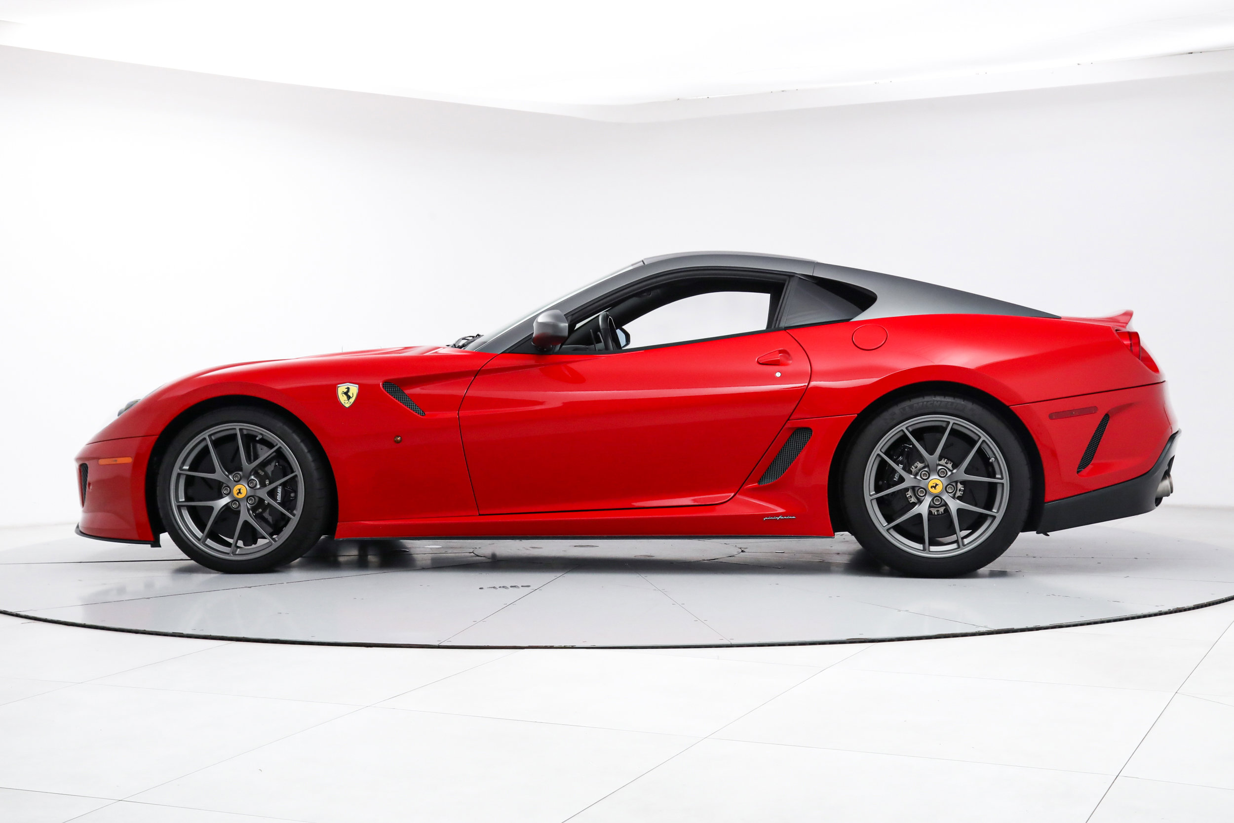 Used 2011 Ferrari 599 GTO RWD image 4