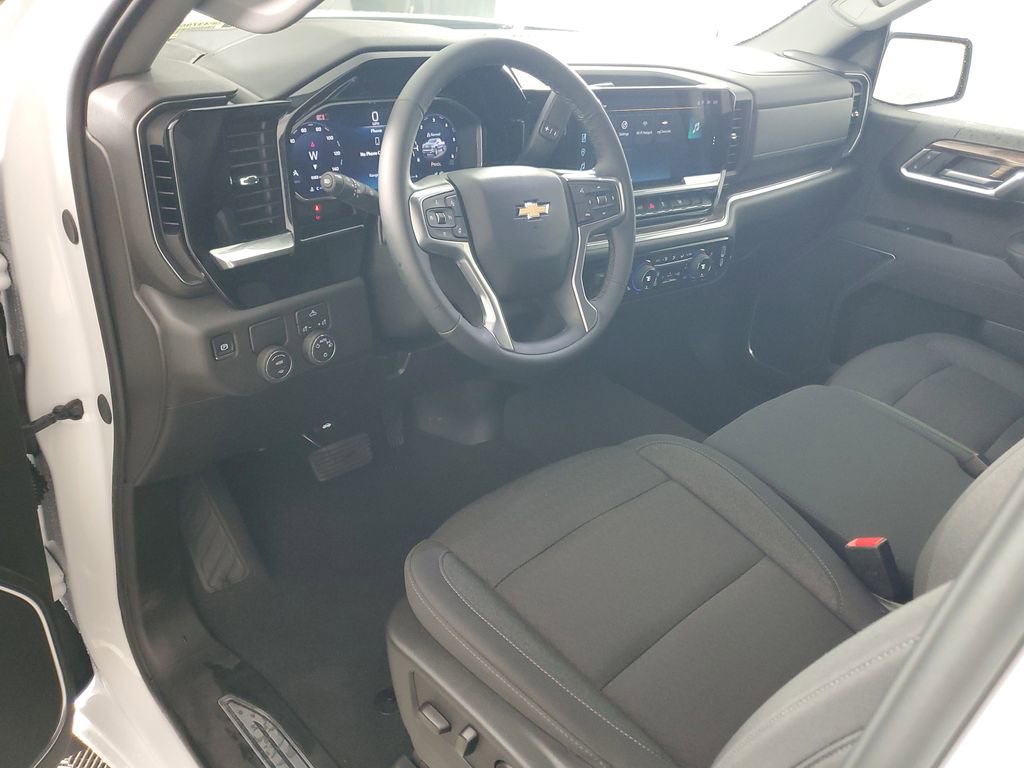 Used 2026 Chevrolet Silverado 1500 LT image 11