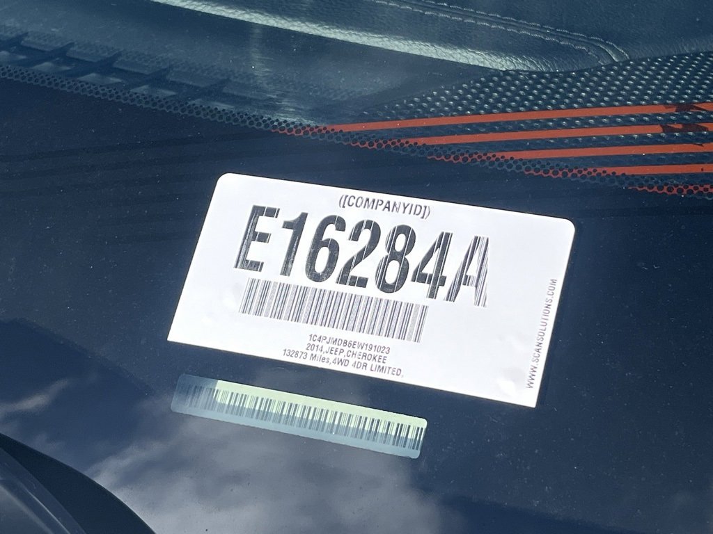 Used 2014 Jeep Cherokee Limited image 22