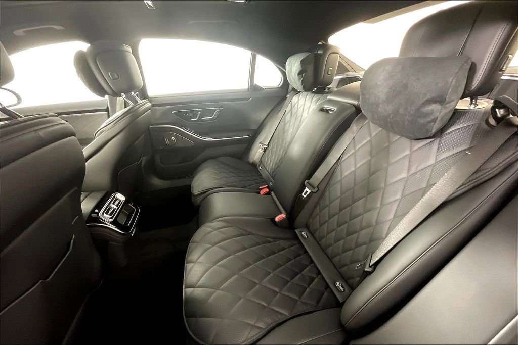 New 2026 Mercedes-Benz S 580 4MATIC Sedan image 10