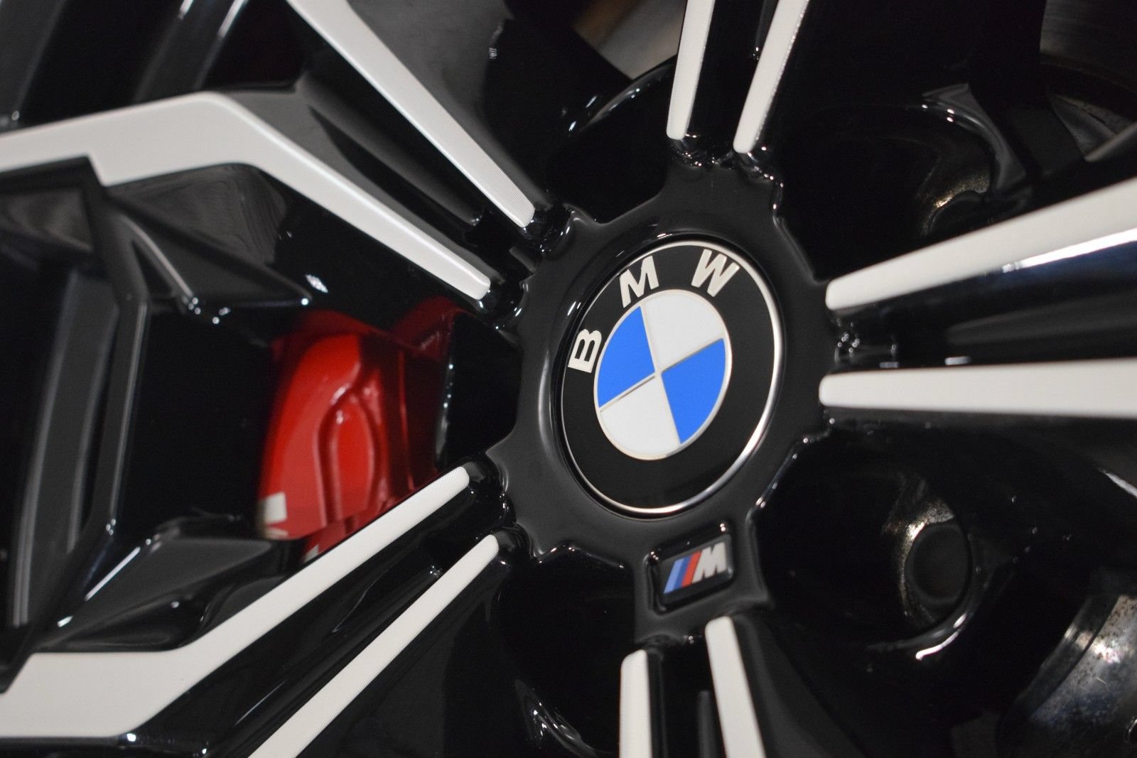 Used 2023 BMW X4 M40i w/ Parking Assistance Package AWD/4WD image 19
