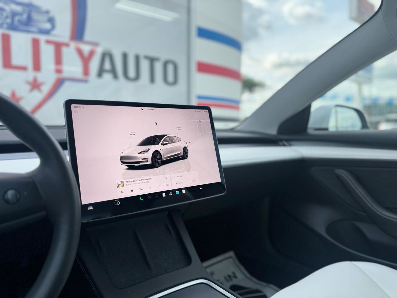 Used 2023 Tesla Model 3 Standard Range RWD image 47