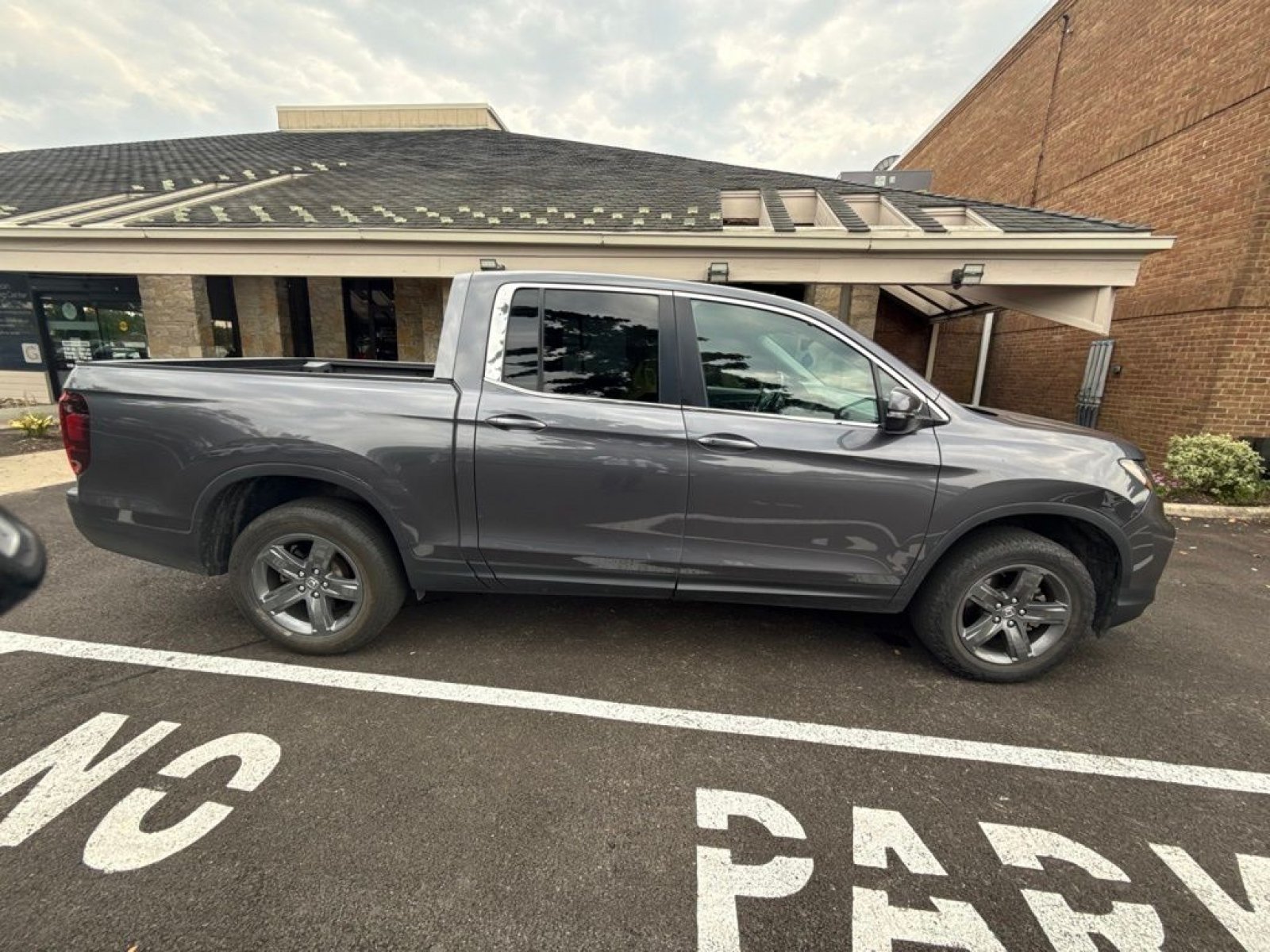 Certified 2023 Honda Ridgeline RTL image 9
