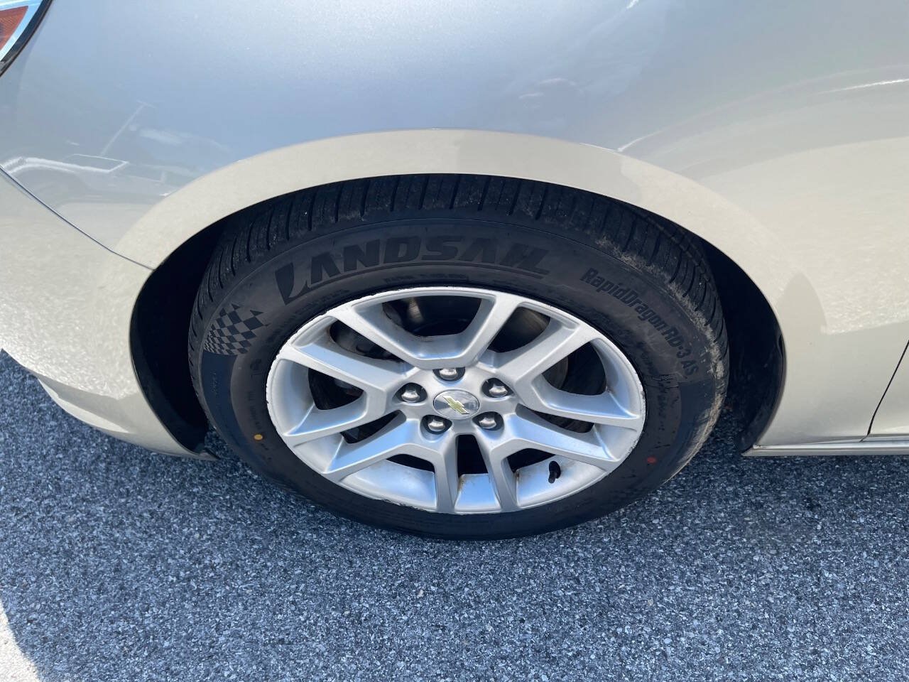 Used 2015 Chevrolet Malibu LT w/ Power Convenience Package FWD image 32