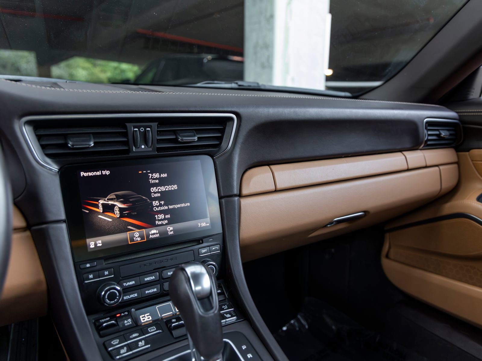 Certified 2019 Porsche 911 Carrera S RWD image 35