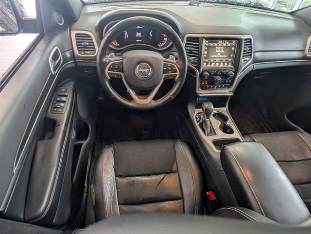 Used 2017 Jeep Grand Cherokee Limited w/ Luxury Group II image 9