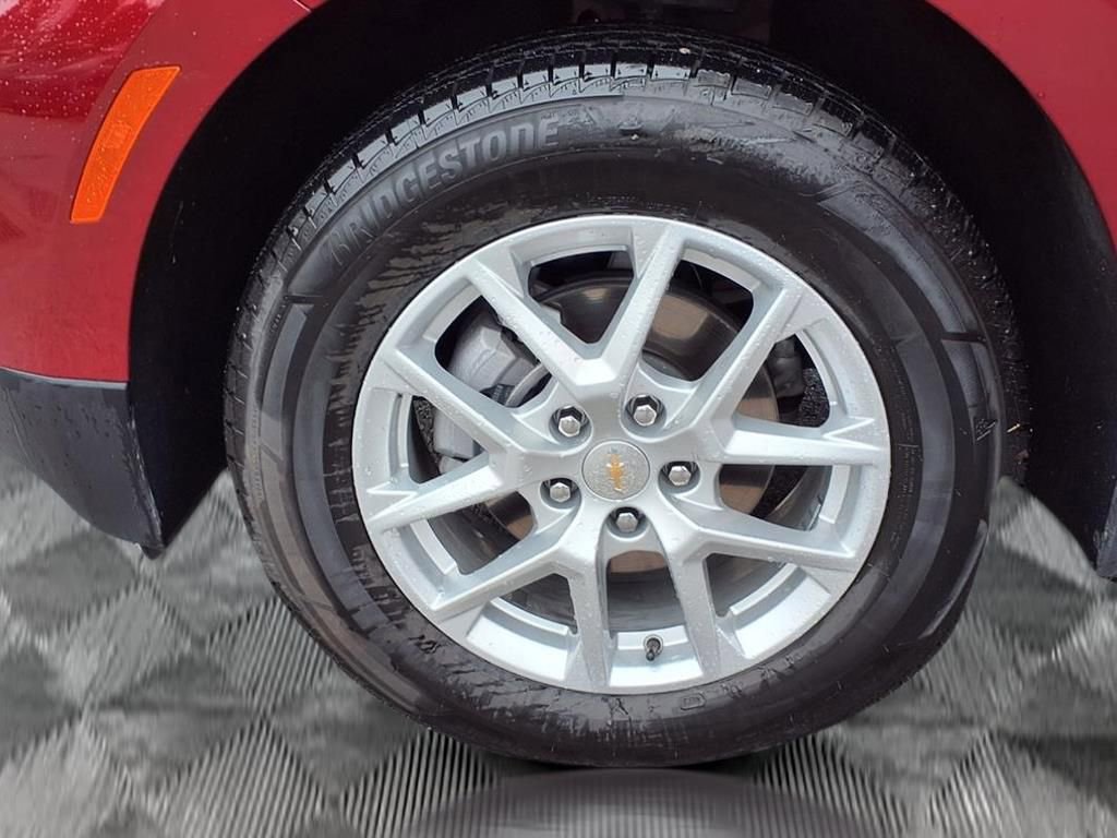 Used 2024 Chevrolet Equinox LT image 14