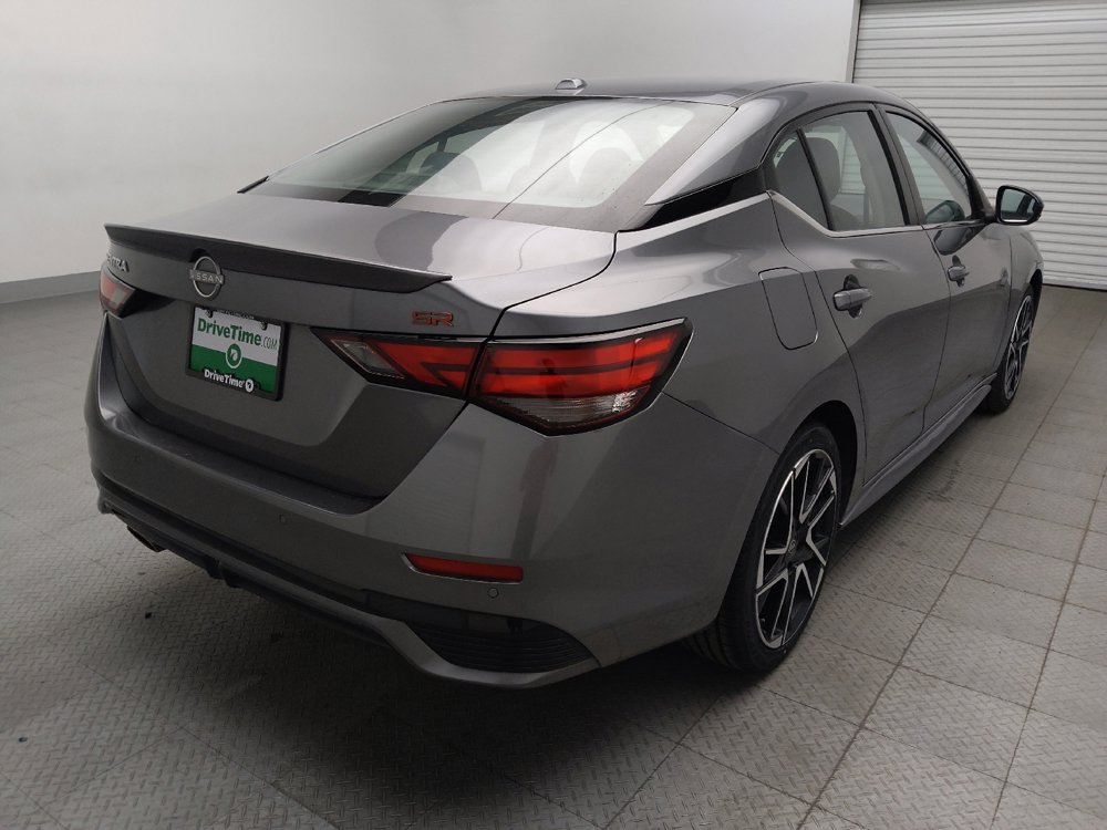 Used 2025 Nissan Sentra SR FWD image 9