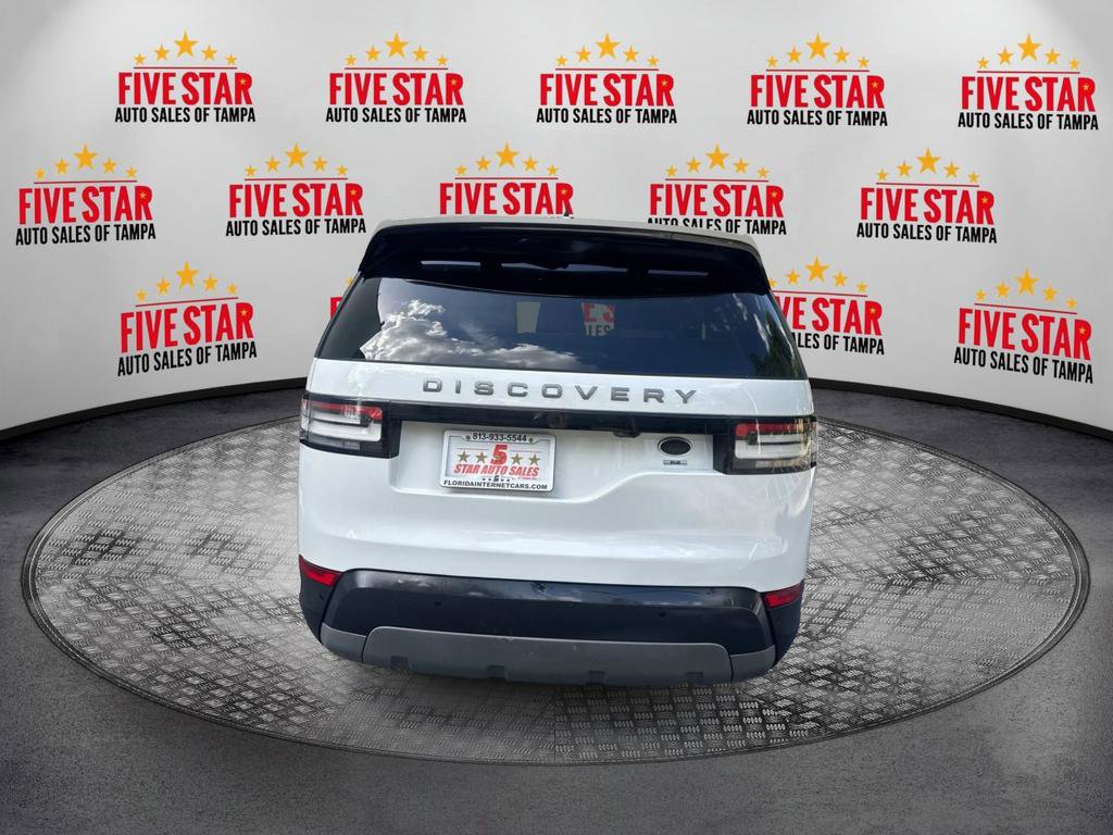 Used 2018 Land Rover Discovery SE AWD/4WD image 6