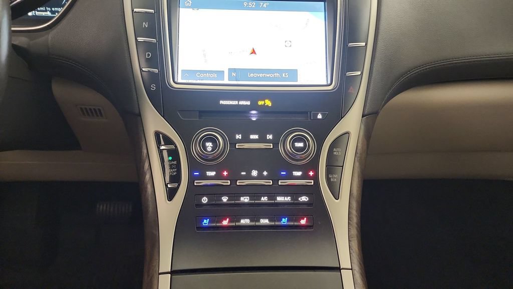 Used 2019 Lincoln Nautilus Reserve w/ Cargo Utility Package AWD/4WD image 16