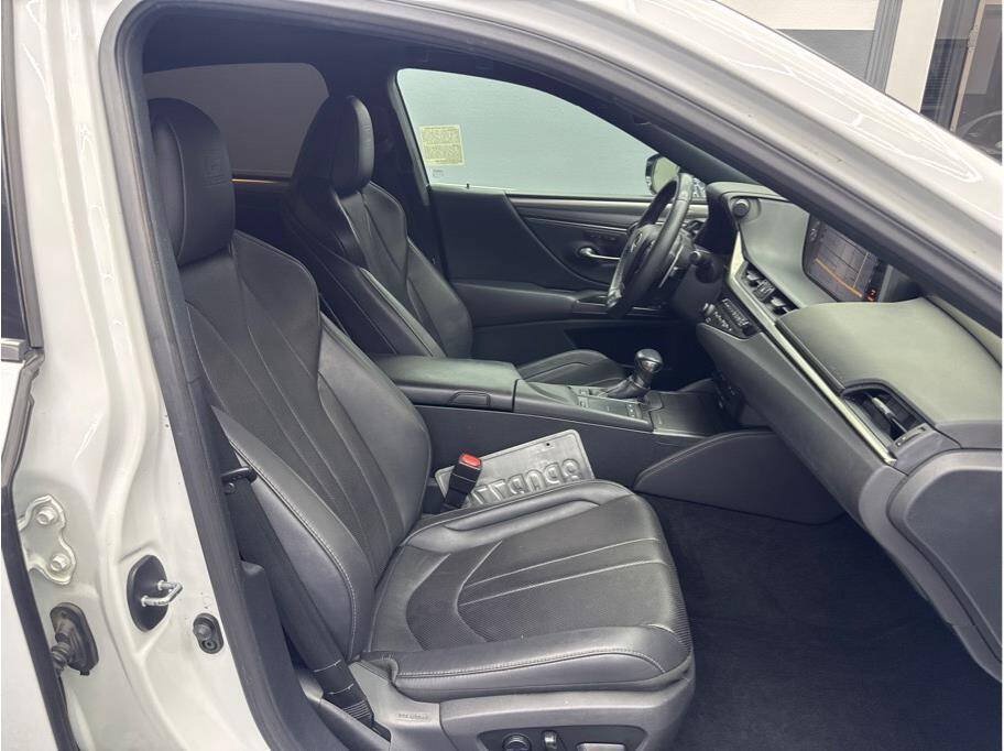 Used 2020 Lexus ES 350 F Sport w/ Accessory Package 2 FWD image 27