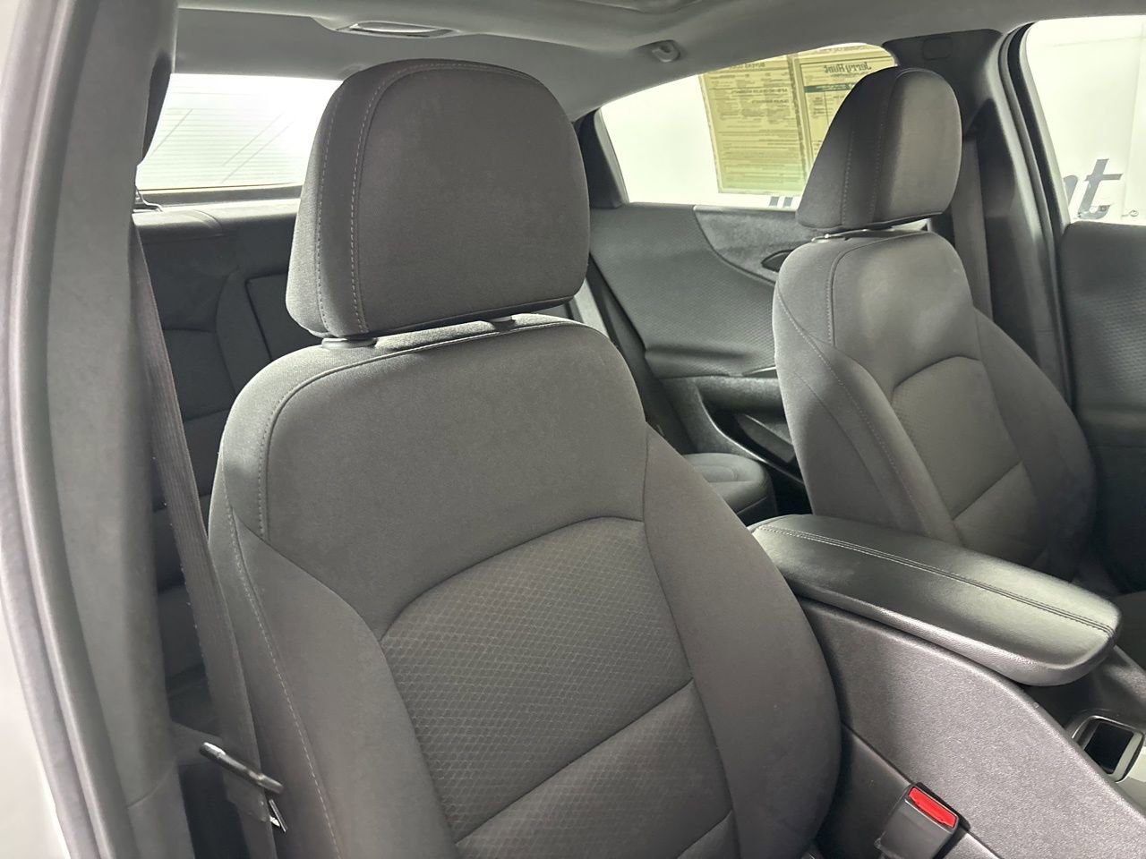 Used 2024 Chevrolet Malibu LT image 29