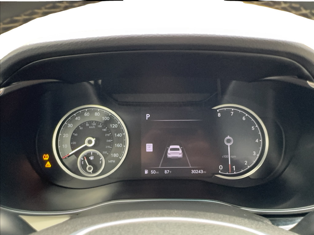 Used 2024 Genesis G70 2.5T AWD/4WD image 41