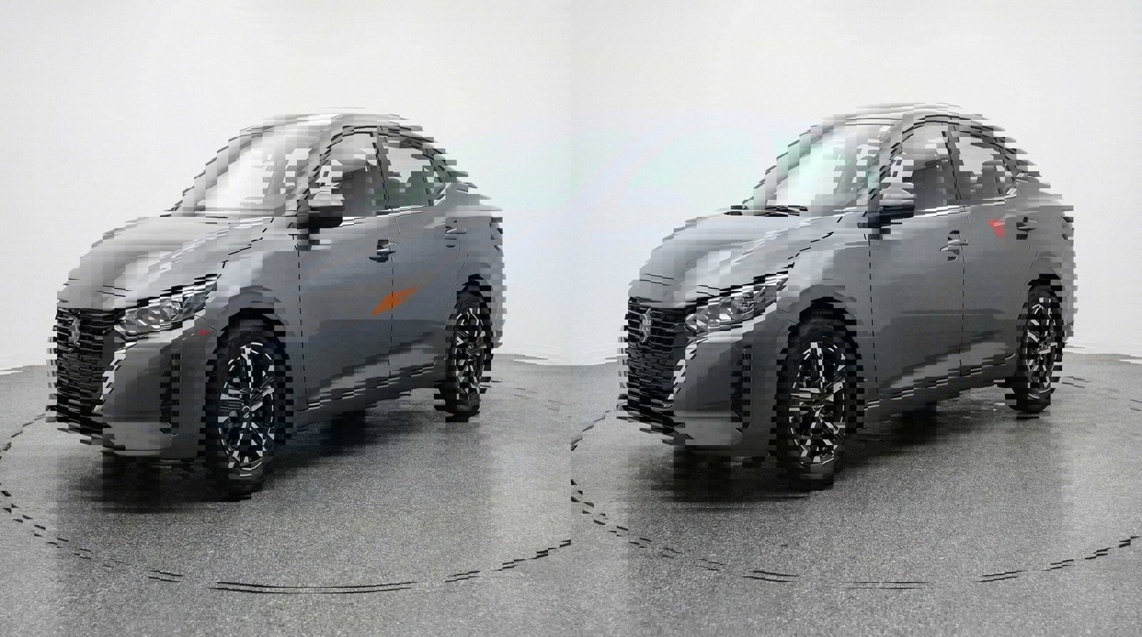 Used 2025 Nissan Sentra SV image 3