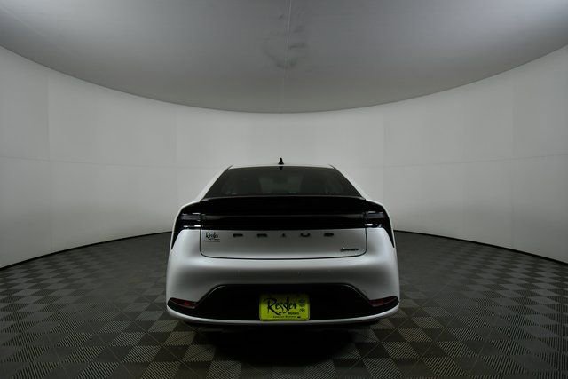New 2026 Toyota Prius Plug-In Hybrid image 12