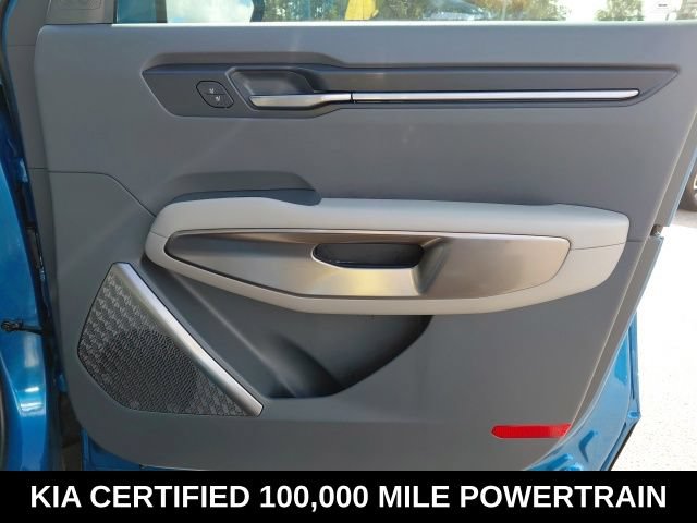 Certified 2024 Kia EV9 Wind AWD/4WD image 28