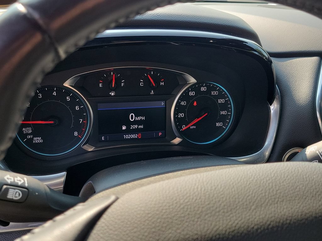 Used 2022 Chevrolet Traverse LT FWD image 30
