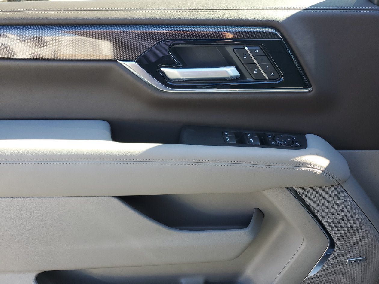 New 2027 GMC Yukon XL Elevation w/ Elevation Preferred Package RWD image 17