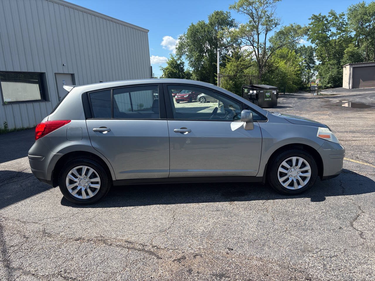 Used 2009 Nissan Versa 1.8 S w/ PWR Pkg FWD image 9