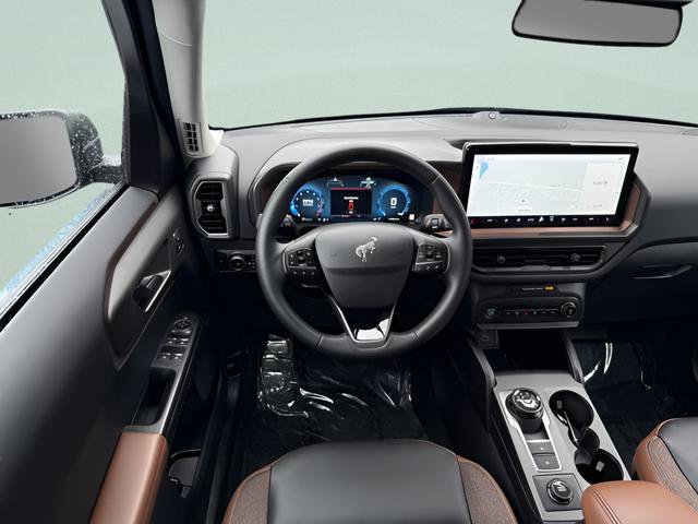 Used 2025 Ford Bronco Sport Outer Banks w/ Outer Banks Tech Package+ AWD/4WD image 6