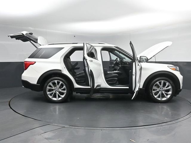 Certified 2023 Ford Explorer Platinum w/ Technology Package image 62