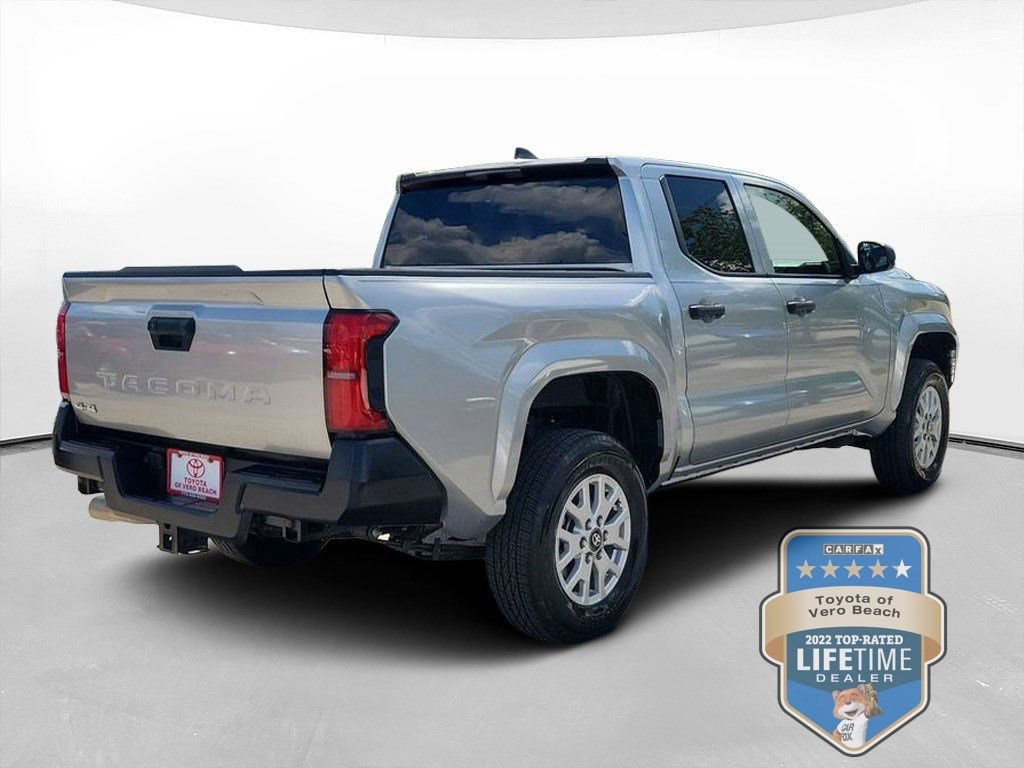 Certified 2024 Toyota Tacoma SR AWD/4WD image 4