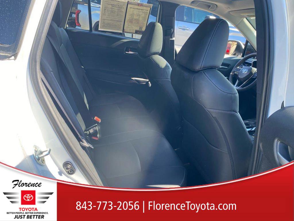 Used 2024 Toyota Corolla Cross XLE w/ Convenience Package image 18