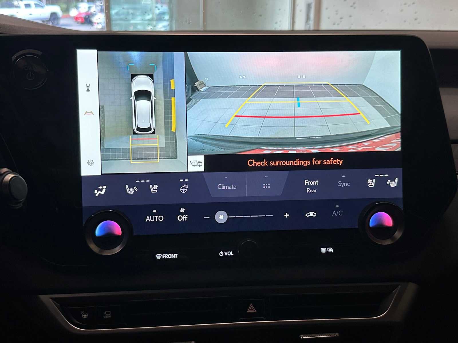 Used 2025 Lexus RX 450h Luxury w/ Convenience Package image 14