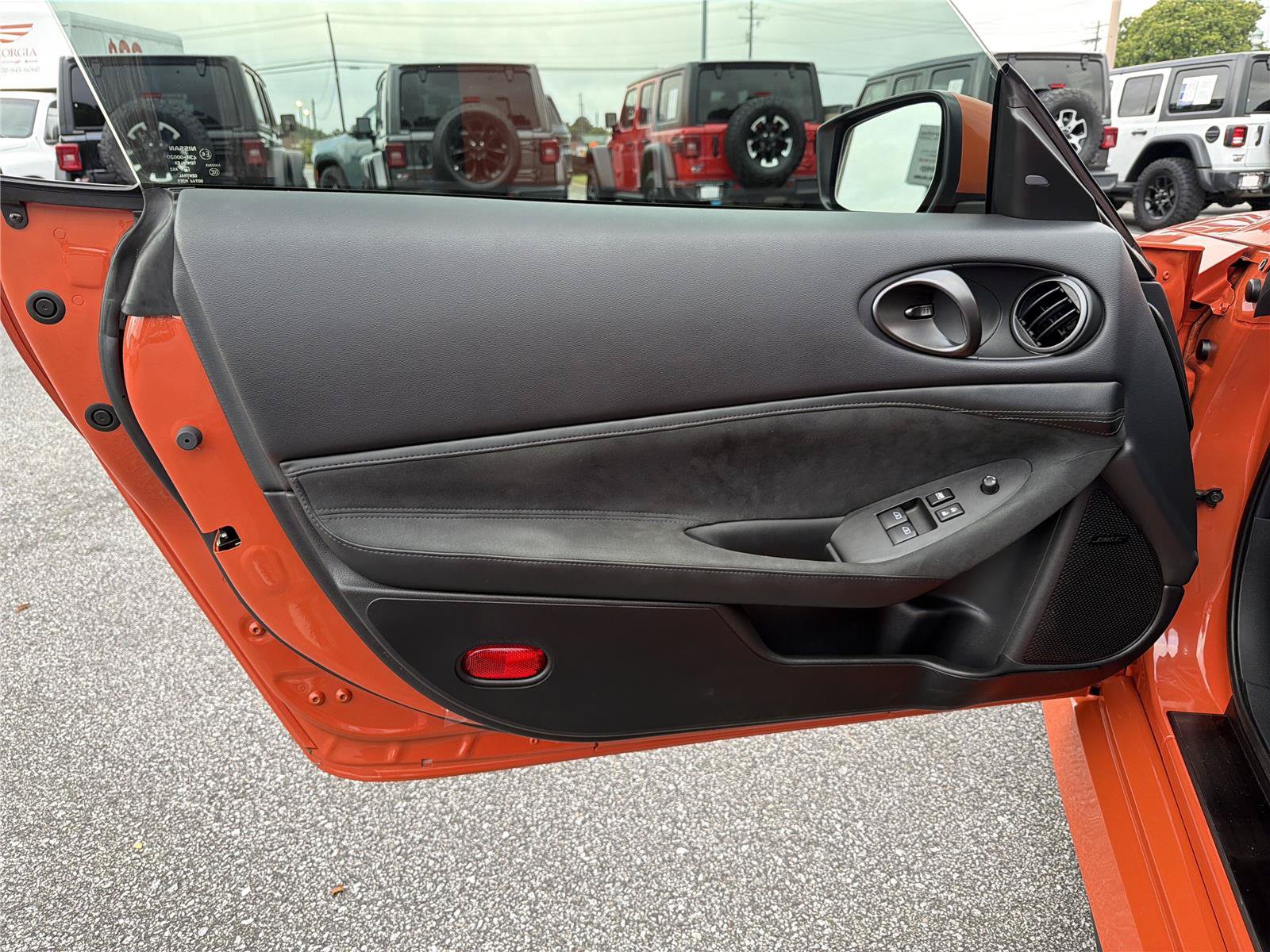 Used 2024 Nissan Z Performance w/ Heritage Edition RWD image 9