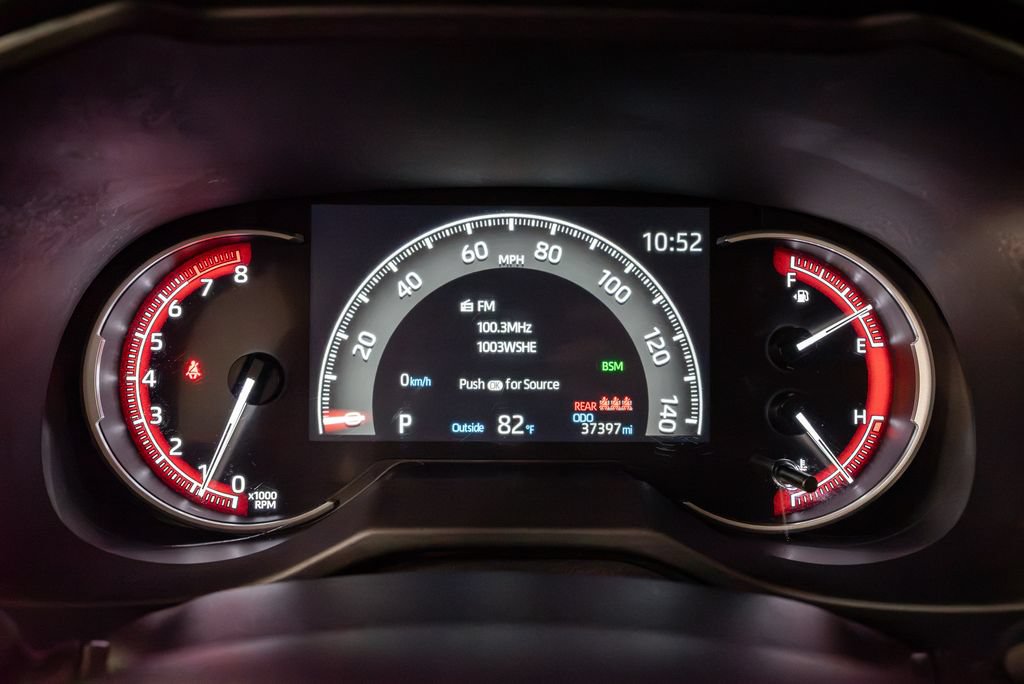 Used 2025 Toyota RAV4 XLE AWD/4WD image 14
