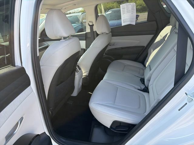 Used 2025 Hyundai Tucson Limited image 16