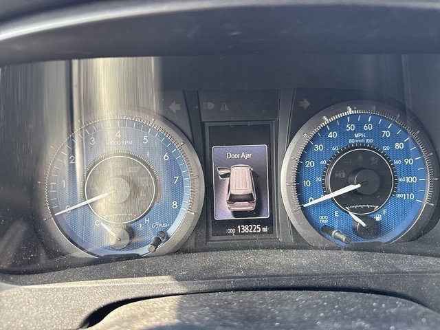 Used 2017 Toyota Sienna XLE Premium image 21