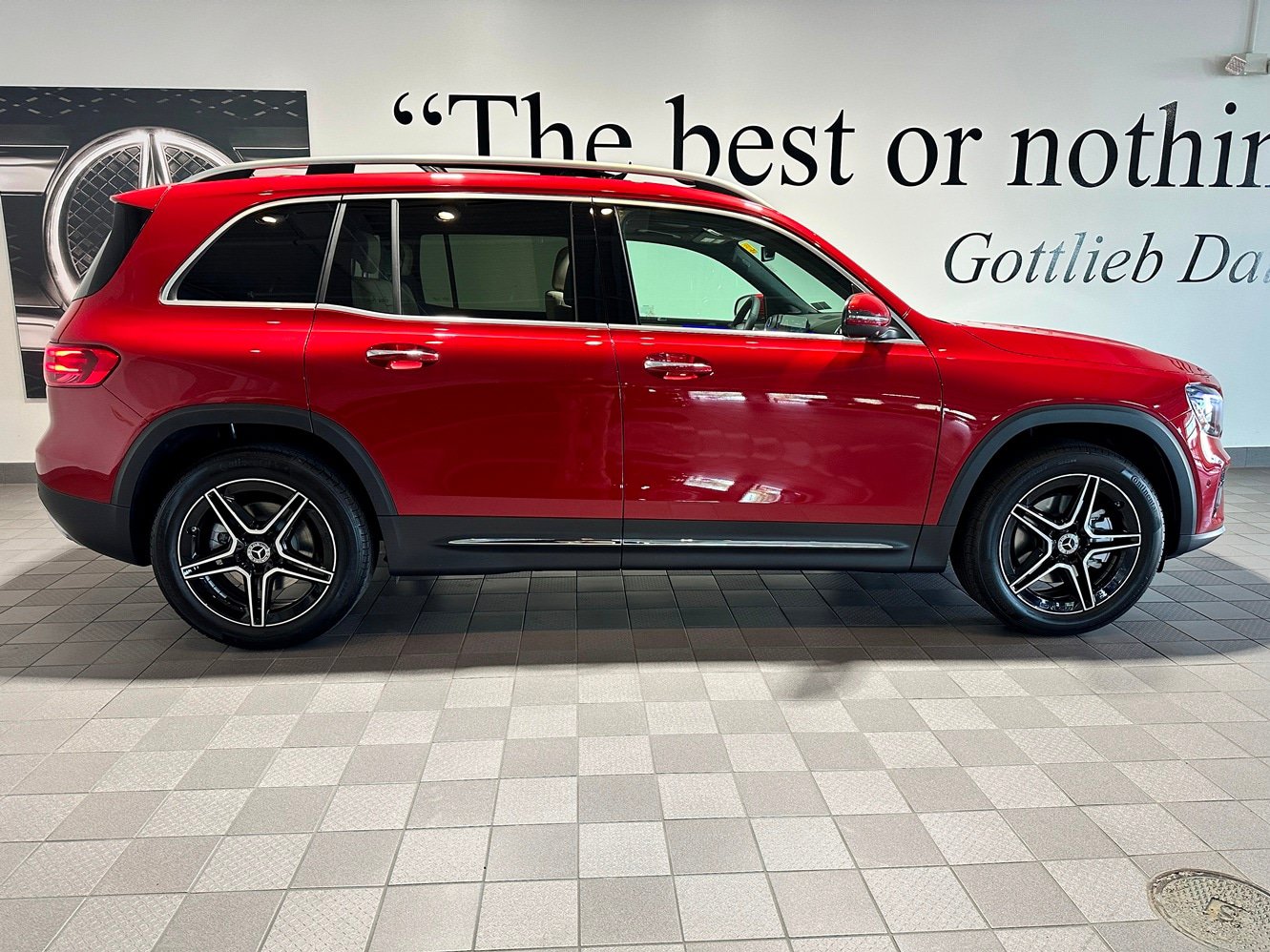 New 2026 Mercedes-Benz GLB 250 4MATIC image 3