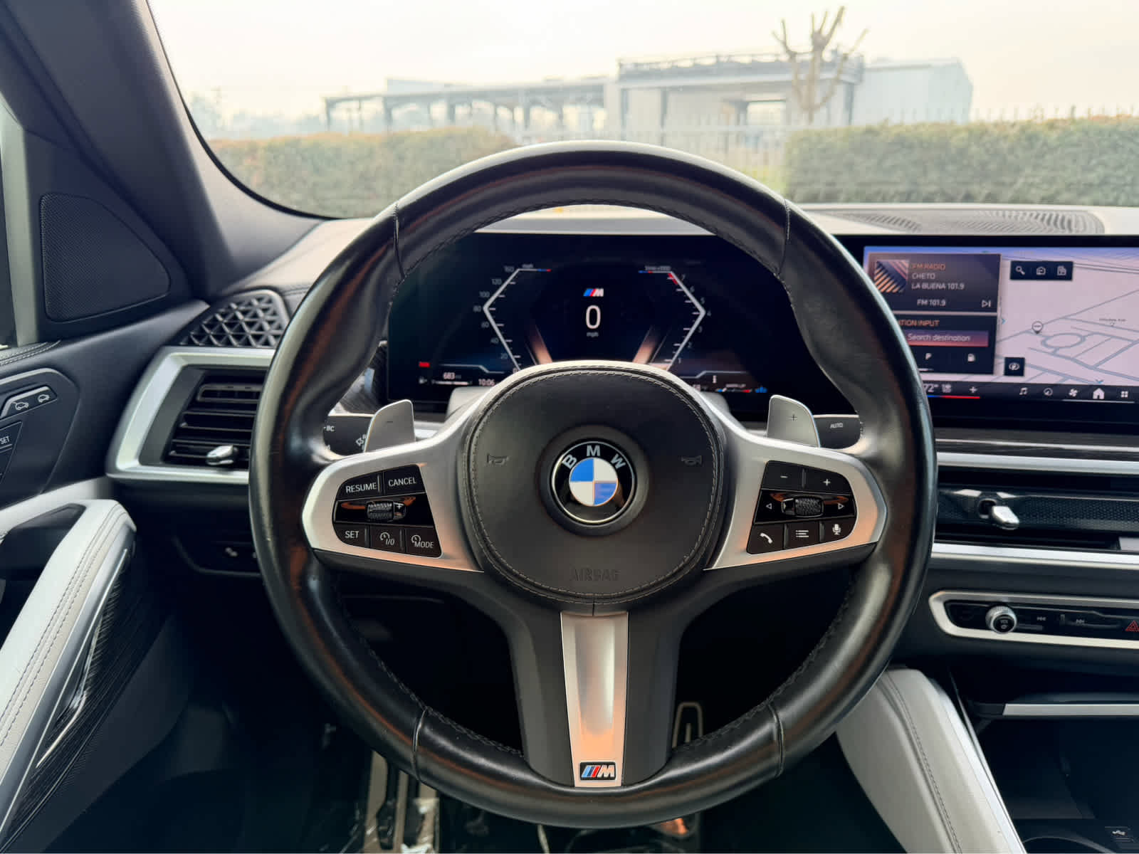 Used 2024 BMW X6 xDrive40i w/ Parking Assistance Package image 14