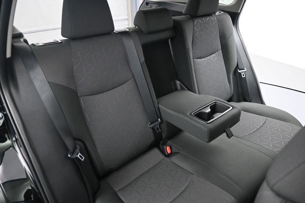Used 2024 Toyota RAV4 XLE FWD image 13