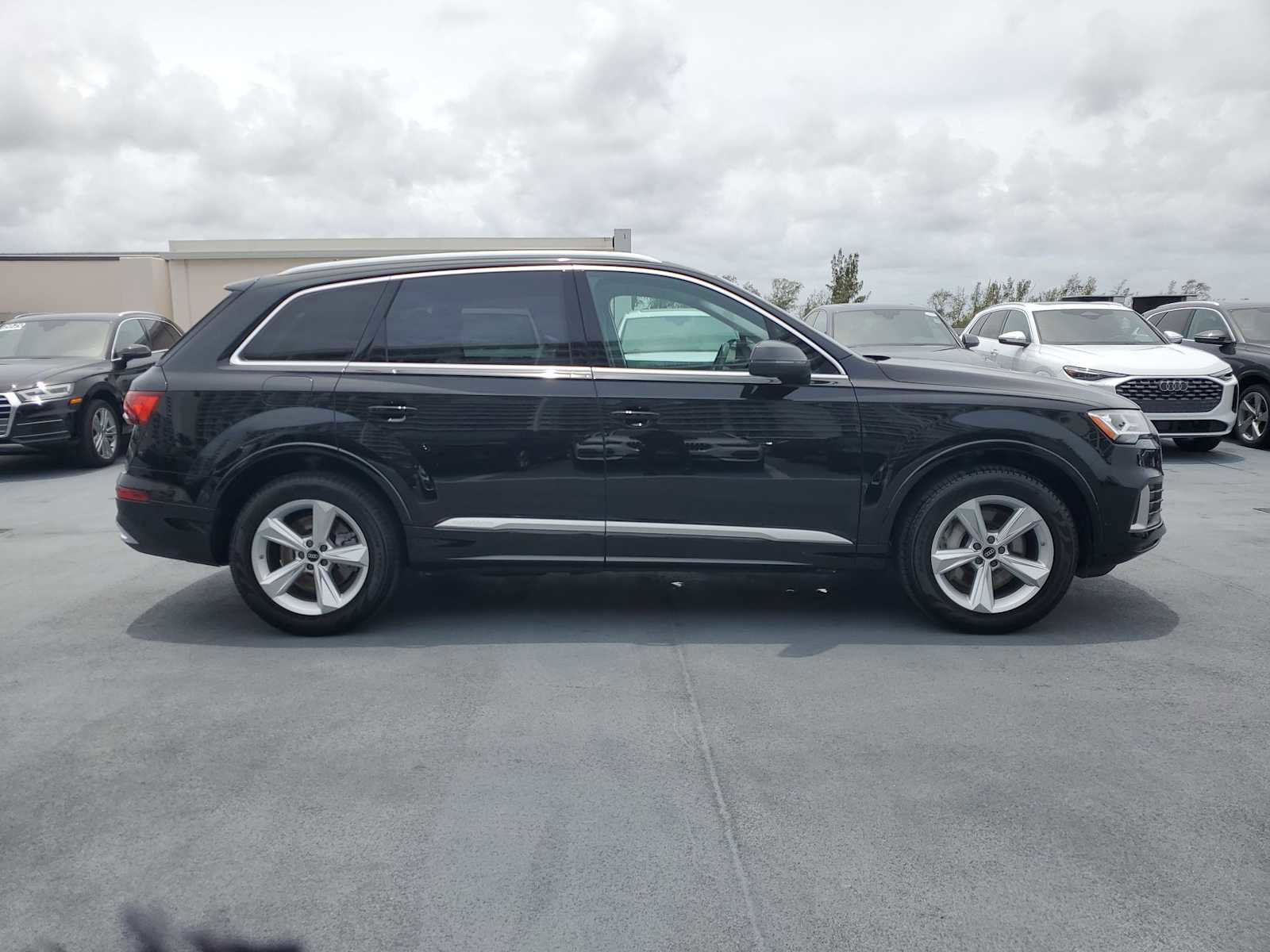 Certified 2022 Audi Q7 Premium Plus w/ Premium Plus Package image 7